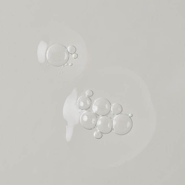 LIFTINGUJĄCE SERUM NA OKOLICĘ OCZU, 15ml - obrazek 2